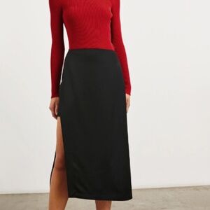 Rails Erin’s Rib Twist Front Cutout Top, Color Red Cherry, Size XL